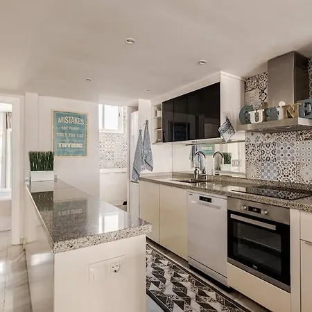 - Benalmàdena Appartement Benalmádena